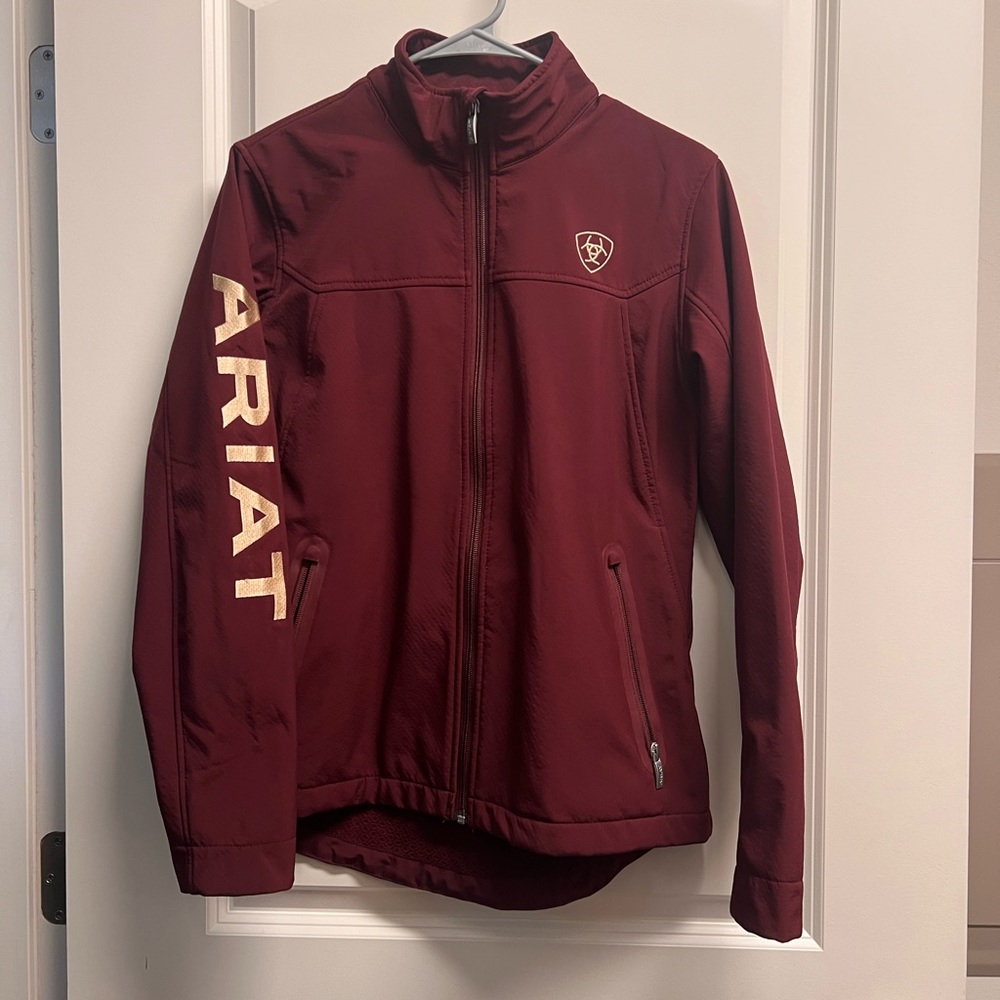 Ariat zip up